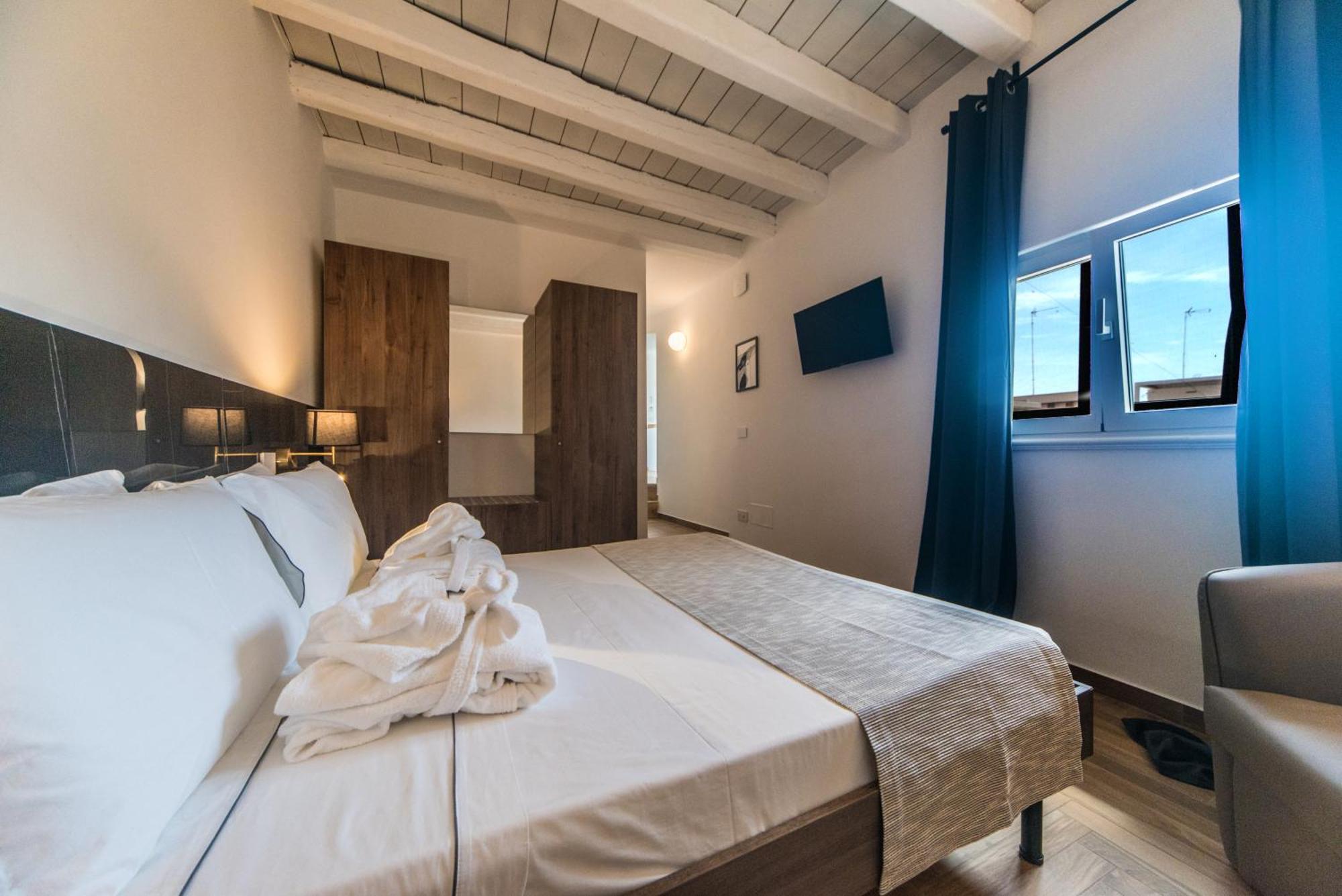 Suite Santa Chiara Trani Exterior foto